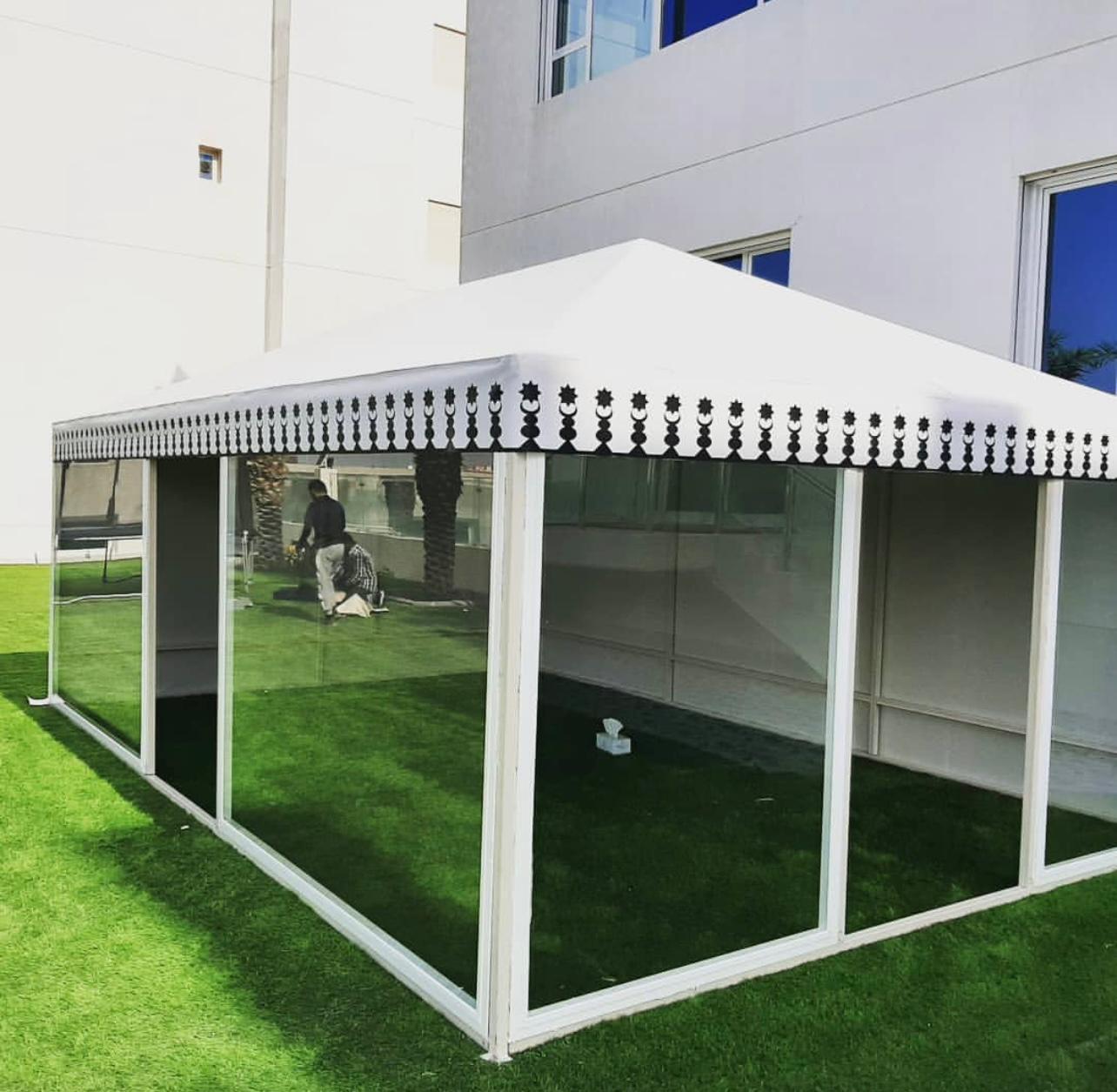 garden table umbrella.